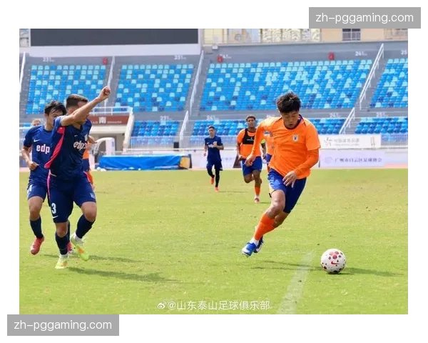 泰山泽卡点球破门展现射手本能 前场支点作用逐步显现